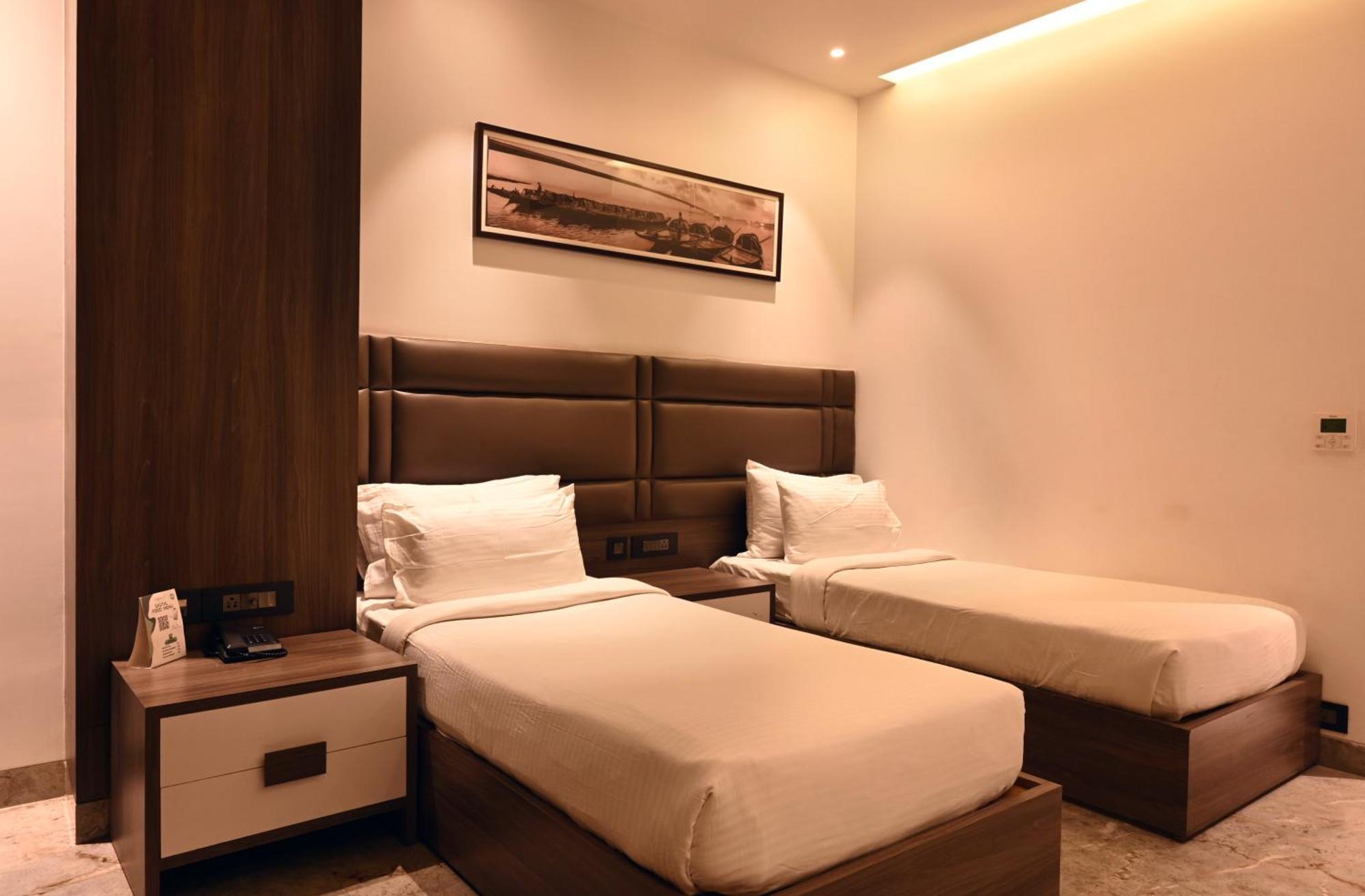 Econest Hotel Tarapith Luaran gambar
