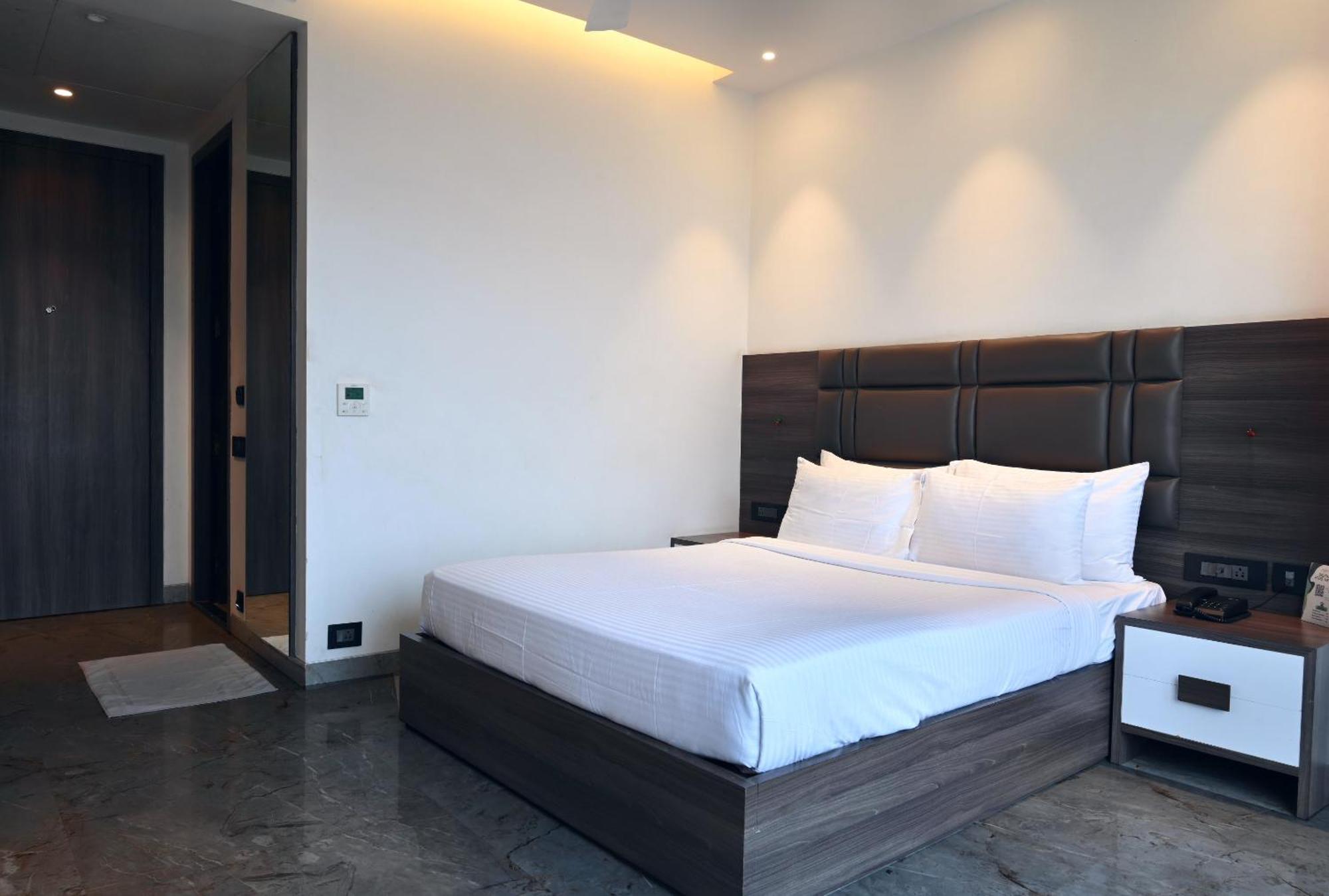 Econest Hotel Tarapith Luaran gambar